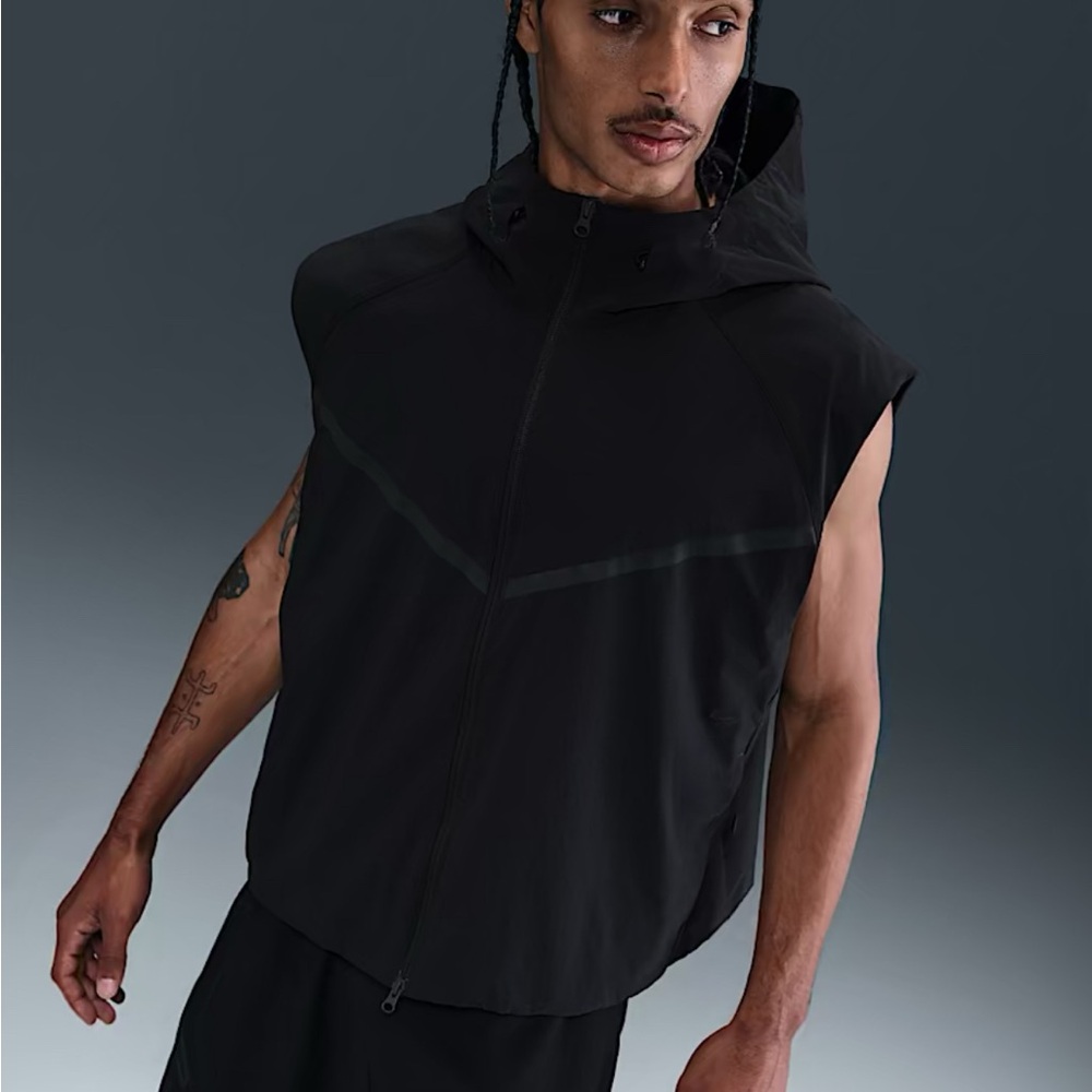 Nike Tech Men's Black Hooded Vest